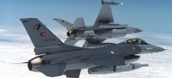 Απίστευτο σκάνδαλο στην Τουρκία: Για ποιο λόγο έβγαζαν τους πιλότους των F-16 καρδιακούς